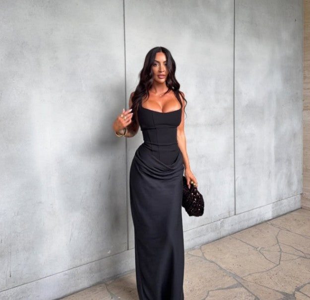 Customer wearing Eleonora